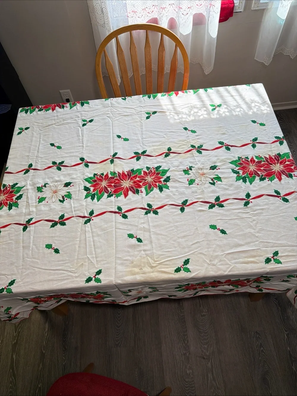 3 vintage tablecloths Thanksgiving, Christmas and Blue Jacquard
